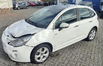 Voiture accidenté Citroën C3 Citroën C3 Exclusive pano 1,2 60 kw 2014/10