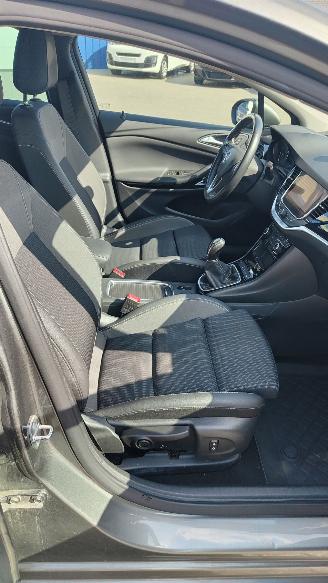 Opel Astra Opel Astra K Sports Tourer Elegance Start/Stop picture 18