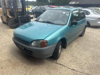 Vrakbiler auto Toyota Starlet  1996/1