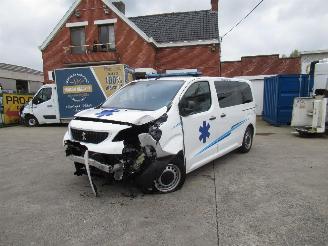 Peugeot Expert AMBULANCE picture 1