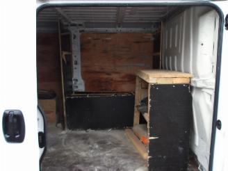 Peugeot Boxer L2H1 picture 15