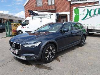 skadebil auto Volvo V-90  2020/2