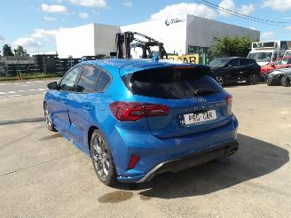 Ford Focus ST-LINE picture 9