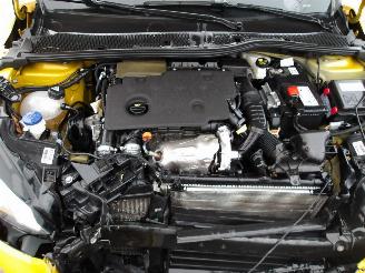 Peugeot 208  picture 18