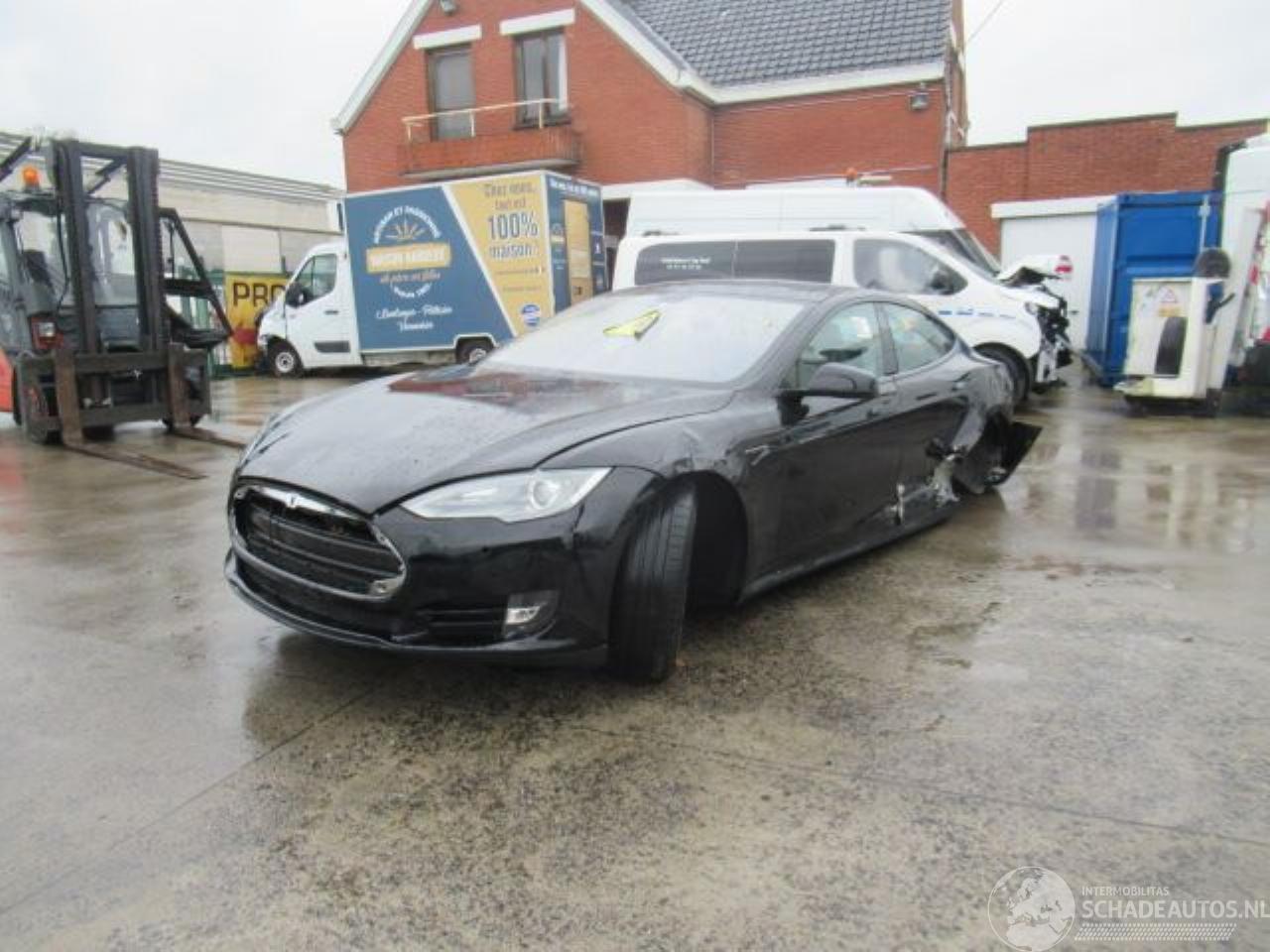 Tesla Model S TYPE 85