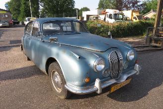 Jaguar MK II 240 picture 38