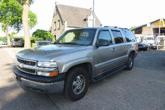 Unfallwagen Chevrolet Suburban 5.3 V8 BENZINE + LPG UIT BELGIE 2000/8