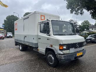 Mercedes Overige 711 D BAKWAGEN MET HYDR. LAADKLEP picture 10