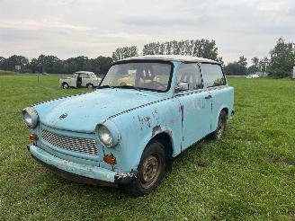 skadebil auto Trabant P 601 S STATION / KOMBI RESTAURATIE PROJECT / OPKNAPPER 1981/11