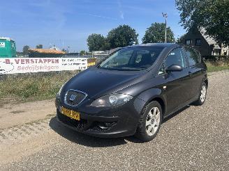 krockskadad bil auto Seat Altea 2.0 FSI Stylance 2005/1