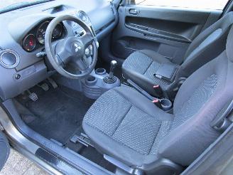 Mitsubishi Colt 1.1 Navi Airco picture 15