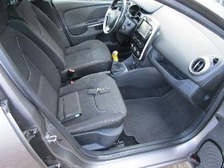 Renault Clio 1.5 DCI Navi Airco picture 12