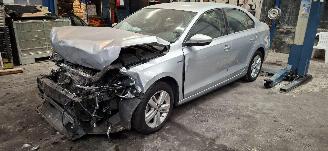 Purkuautot passenger cars Volkswagen Jetta 1.4 TSI Hybrid Comfortline 2013/4