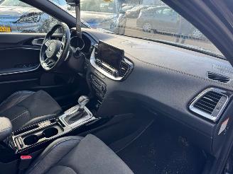 Kia Ceed 1.5 T-GDi MHEV GT-Line Edition AUTOMAAT picture 15