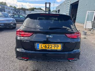 Kia Ceed 1.5 T-GDi MHEV GT-Line Edition AUTOMAAT picture 4