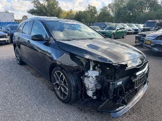 Kia Ceed 1.5 T-GDi MHEV GT-Line Edition AUTOMAAT picture 6