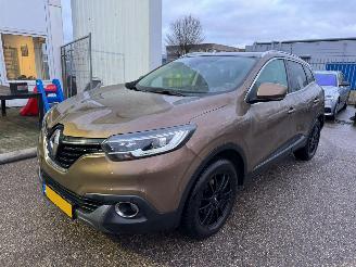 krockskadad bil auto Renault Kadjar 1.2 TCe Intens AUTOMAAT BJ 2016 108.833 KM 2016/7