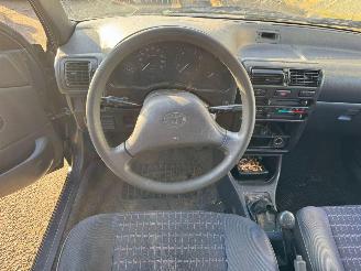 Toyota Starlet 1.3i Friend picture 10