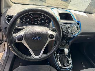 Ford Fiesta 1.0 EcoBoost Titanium picture 8