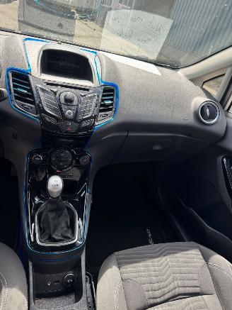 Ford Fiesta 1.0 EcoBoost Titanium picture 9