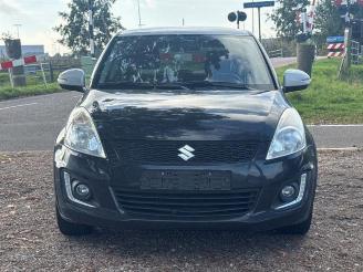 krockskadad bil auto Suzuki Swift Swift (ZA/ZC/ZD), Hatchback, 2010 / 2017 1.2 16_ 2014/11
