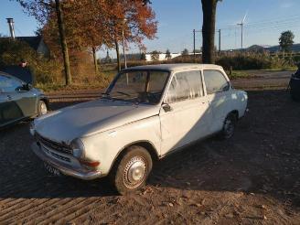 Coche siniestrado DAF 55 55, Sedan, 1967 / 1972 55 1974