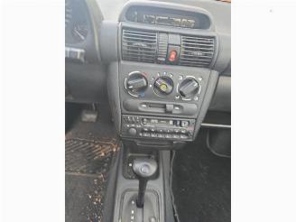 Opel Corsa Corsa B (73/78/79), Hatchback, 1993 / 2000 1.4i picture 12