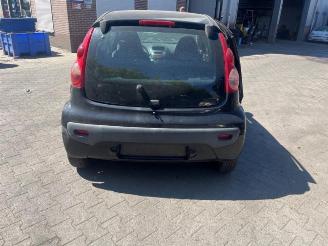 Peugeot 107 107, Hatchback, 2005 / 2014 1.0 12V picture 3