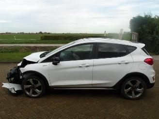 Ford Fiesta  picture 8