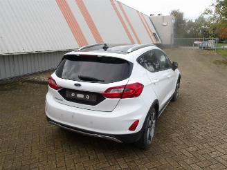 Ford Fiesta  picture 5