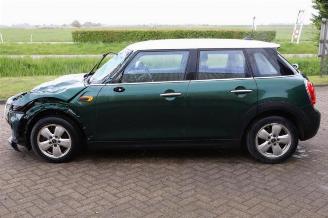 Mini Cooper Mini (F55), Hatchback 5-drs, 2014 1.5 12V Cooper picture 6