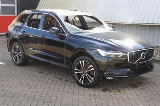Vrakbiler auto Volvo Xc-60 XC60 II (UZ), SUV, 2017 2.0 B4 16V Mild Hybrid AWD 2020/10