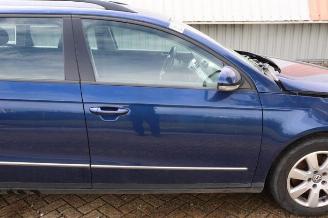 Volkswagen Passat Passat Variant (3C5), Combi, 2005 / 2010 2.0 TDI 140 picture 34