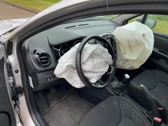 Renault Clio Clio IV (5R), Hatchback 5-drs, 2012 / 2021 0.9 Energy TCE 90 12V picture 28