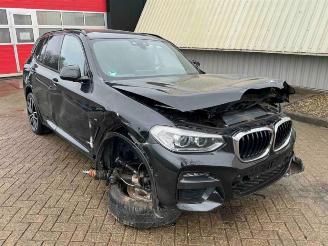 Vrakbiler auto BMW X3 X3 (G01), SUV, 2017 xDrive 30d 3.0 Turbo 24V Mild Hybrid 2021/2