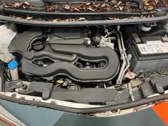 Toyota Aygo Aygo (B40), Hatchback, 2014 1.0 12V VVT-i picture 13