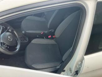 Toyota Aygo Aygo (B40), Hatchback, 2014 1.0 12V VVT-i picture 27