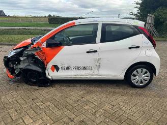 Toyota Aygo Aygo (B40), Hatchback, 2014 1.0 12V VVT-i picture 5