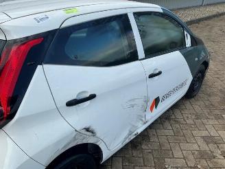 Toyota Aygo Aygo (B40), Hatchback, 2014 1.0 12V VVT-i picture 33