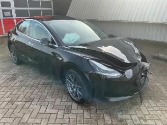 Uttjänta bilar auto Tesla Model 3 Model 3, Sedan, 2017 Standard RWD Plus 60 kWh 2019/12