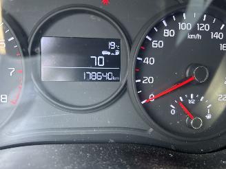 Kia Picanto 1.0 CVVT ECONOMY PLUS LINE picture 11