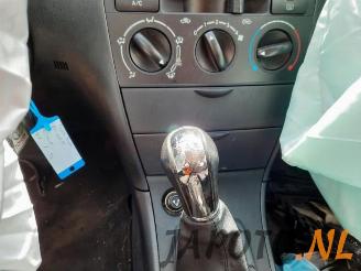 Toyota Corolla Corolla (E12), Hatchback, 2002 / 2007 1.6 16V VVT-i picture 16