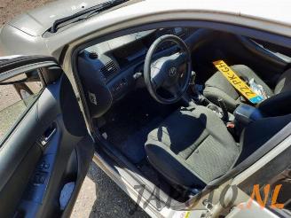 Toyota Corolla Corolla (E12), Hatchback, 2002 / 2007 1.4 16V VVT-i picture 12