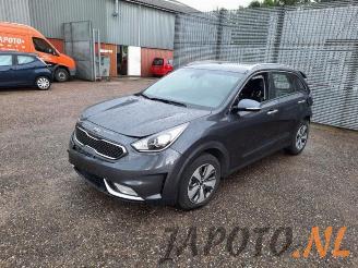 Coche siniestrado Kia Niro Niro I (DE), SUV, 2016 / 2022 1.6 GDI Hybrid 2019/6