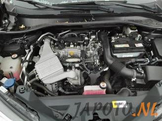Toyota C-HR C-HR (X1,X5), SUV, 2016 1.2 16V Turbo picture 11