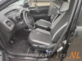 Toyota Aygo Aygo (B40), Hatchback, 2014 1.0 12V VVT-i picture 8