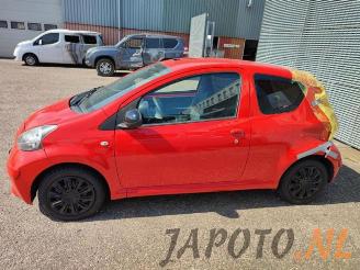 Toyota Aygo Aygo (B10), Hatchback, 2005 / 2014 1.0 12V VVT-i picture 2