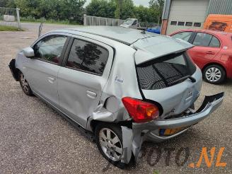 Mitsubishi Space-star Space Star (A0), Hatchback, 2012 1.0 12V picture 3