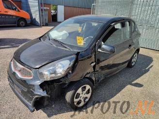 Coche siniestrado Kia Picanto Picanto (TA), Hatchback, 2011 / 2017 1.0 12V 2013/4