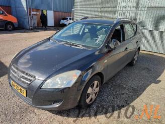 Vrakbiler auto Kia Cee d Cee'd Sporty Wagon (EDF), Combi, 2007 / 2012 1.6 CVVT 16V 2008/1